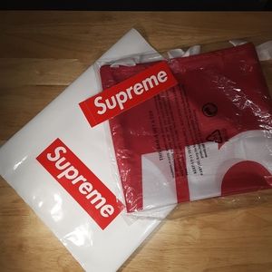 Supreme advertising sign!